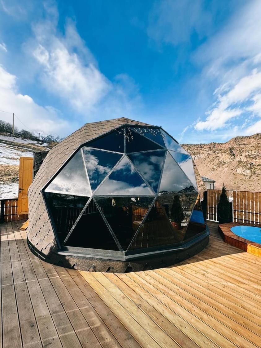 Gabua Glamping Villa คัซเบกี ภายนอก รูปภาพ