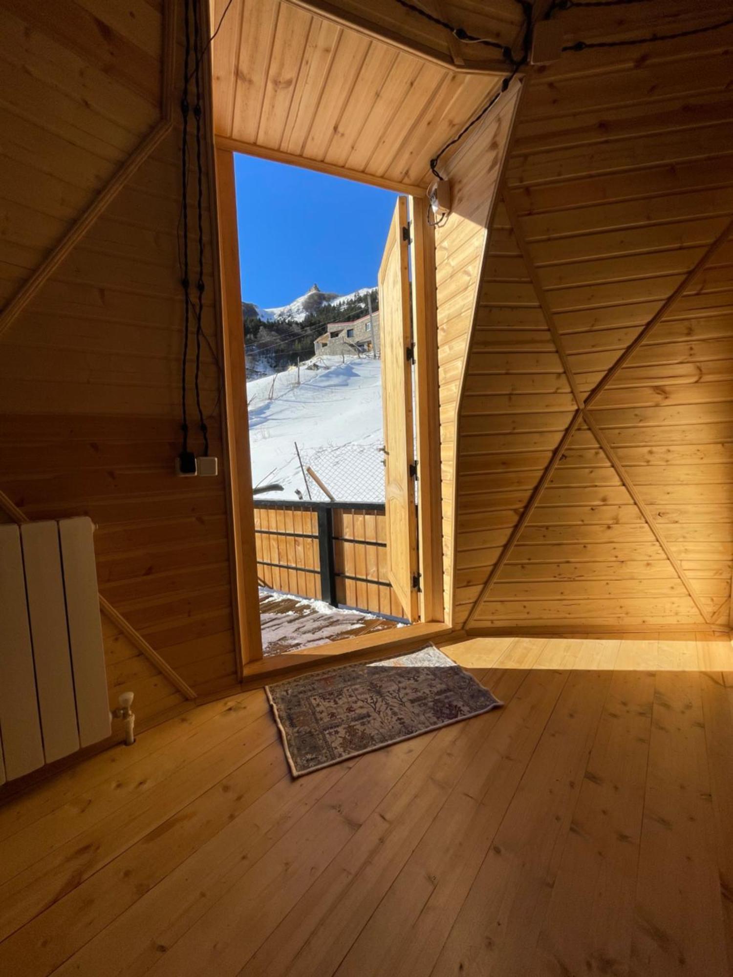 Gabua Glamping Villa คัซเบกี ภายนอก รูปภาพ