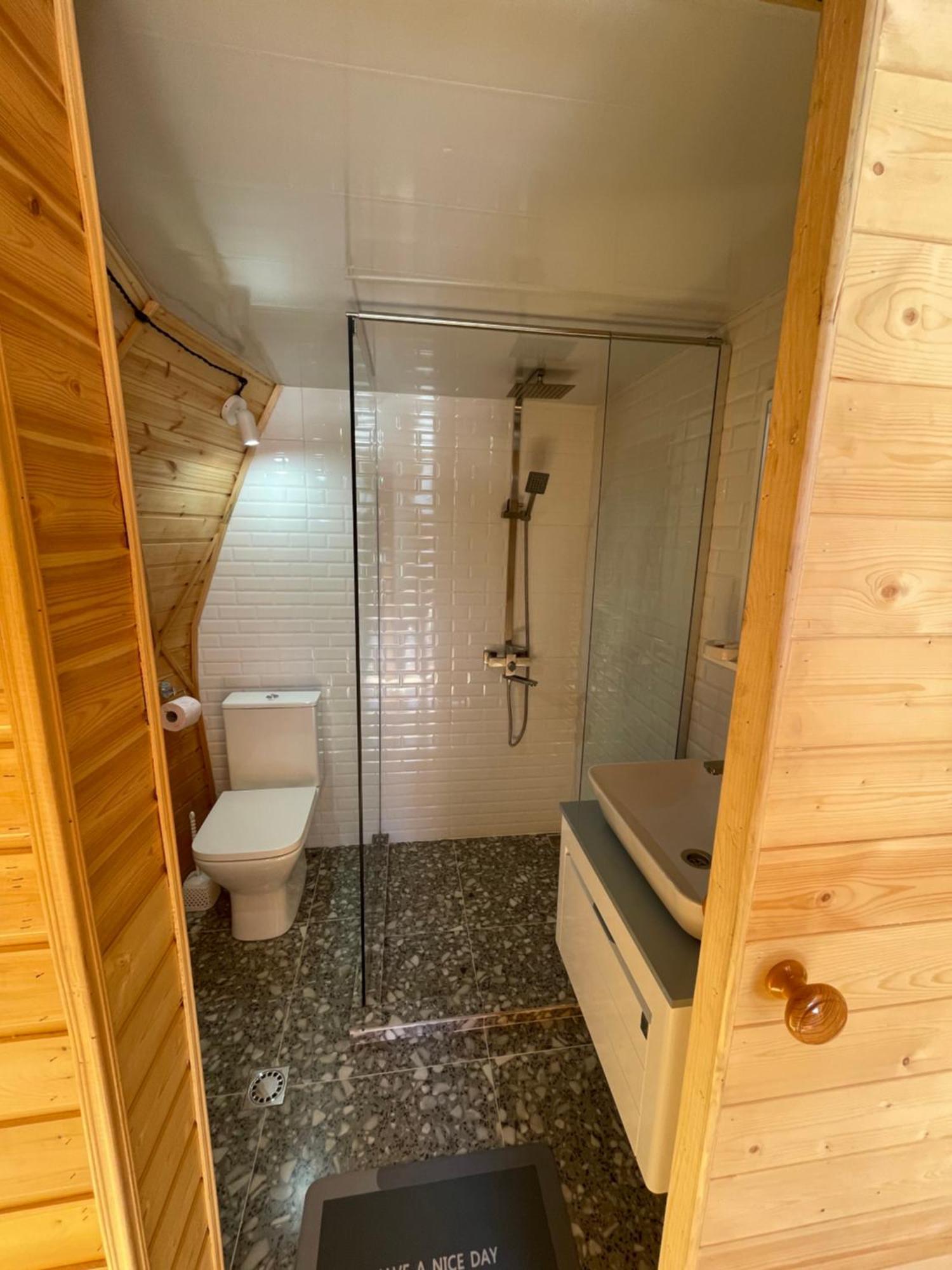 Gabua Glamping Villa คัซเบกี ภายนอก รูปภาพ