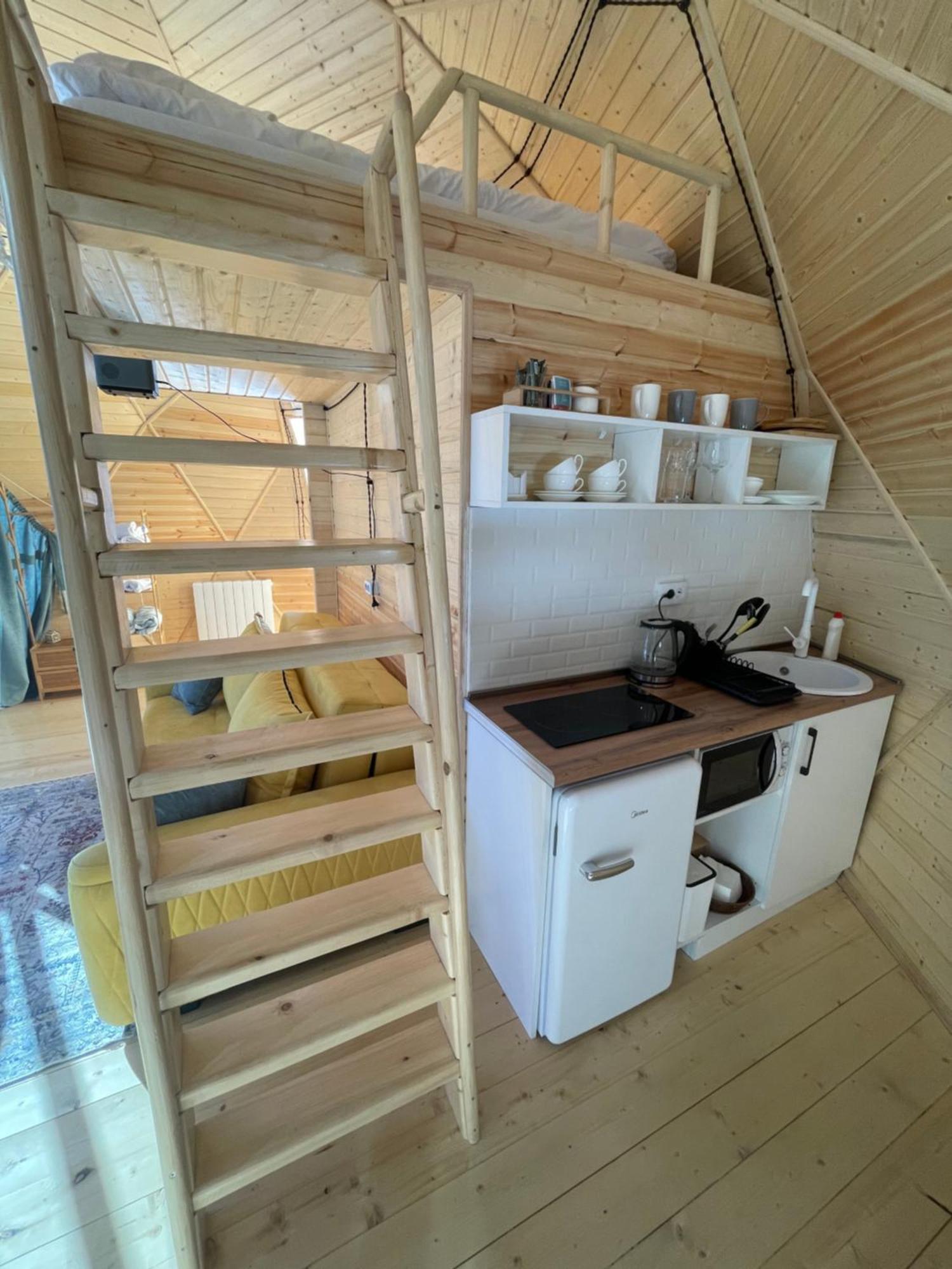 Gabua Glamping Villa คัซเบกี ภายนอก รูปภาพ