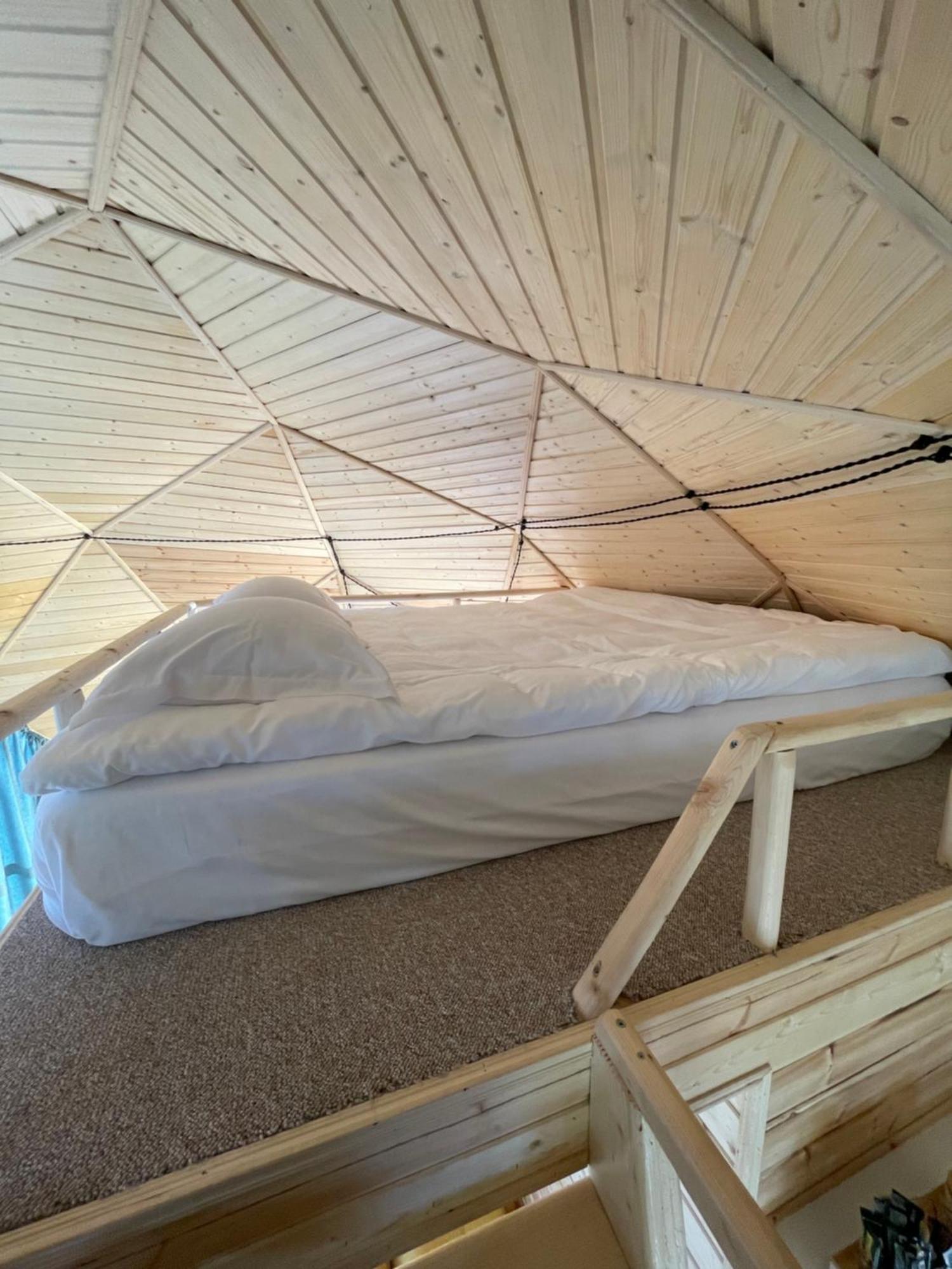 Gabua Glamping Villa คัซเบกี ภายนอก รูปภาพ